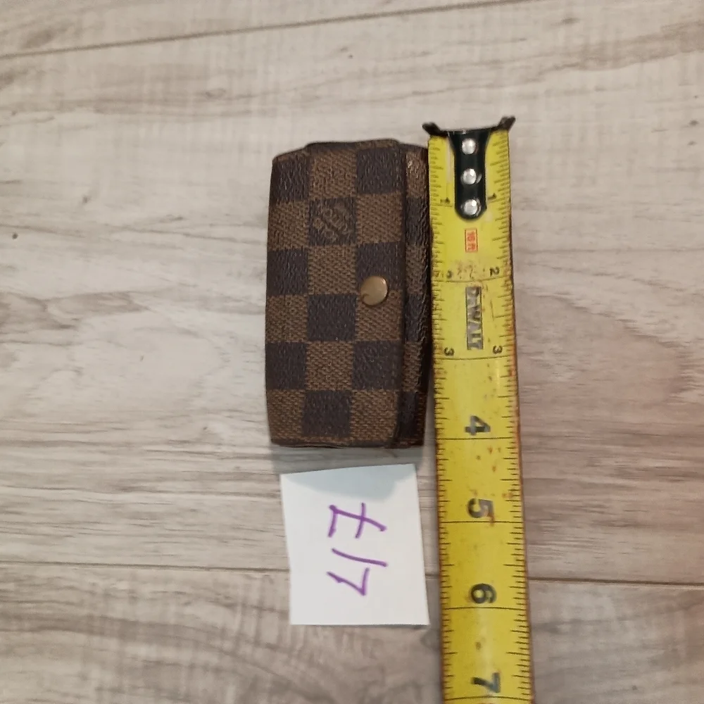 Louis Vuitton Multicles 4 Damier Key Case
